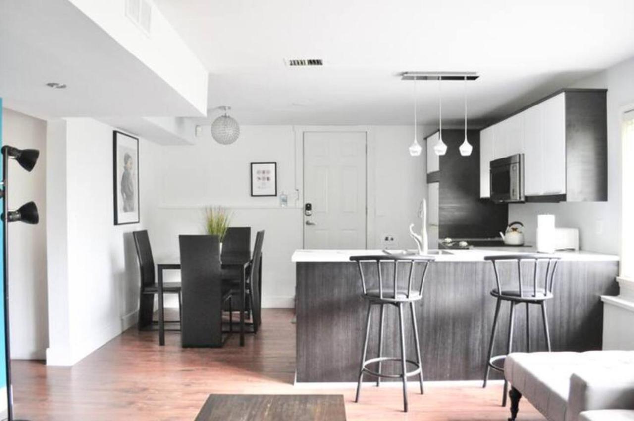 Cozy 1 Bd Suite Centrally Located North Vancouver Ngoại thất bức ảnh