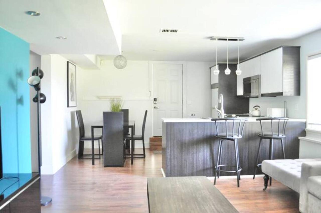 Cozy 1 Bd Suite Centrally Located North Vancouver Ngoại thất bức ảnh